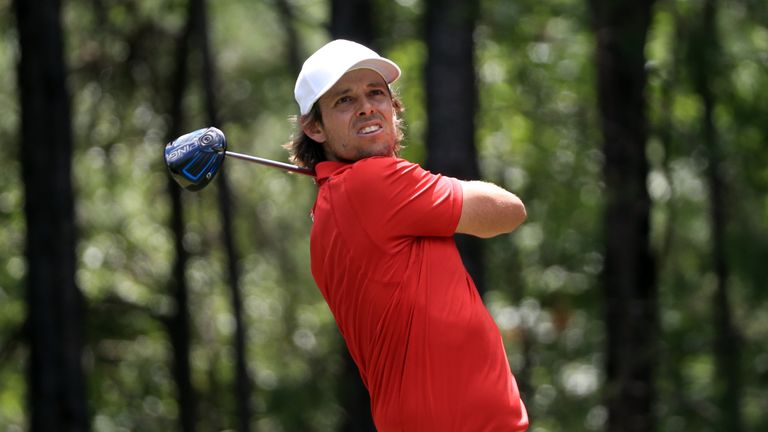Angel Cabrera, Jhonattan Vegas share first-round lead at Barbasol Championship