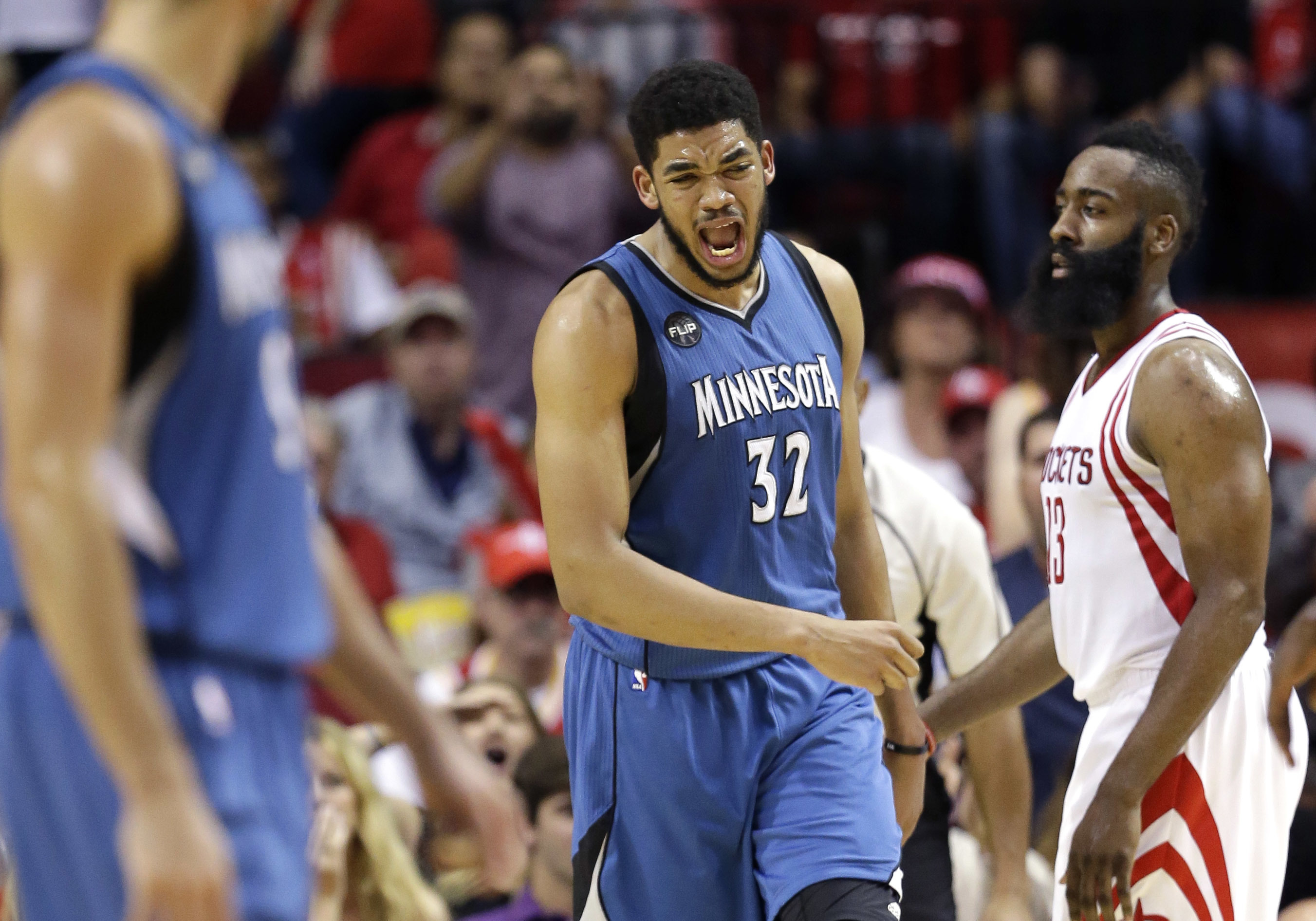 Biyombo's double-double lifts Raptors over Magic